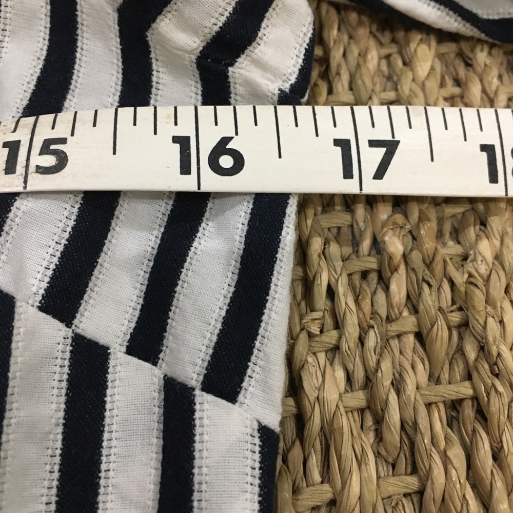 EUC TALBOTS Petite Button Down Shirt - Picture 10 of 13